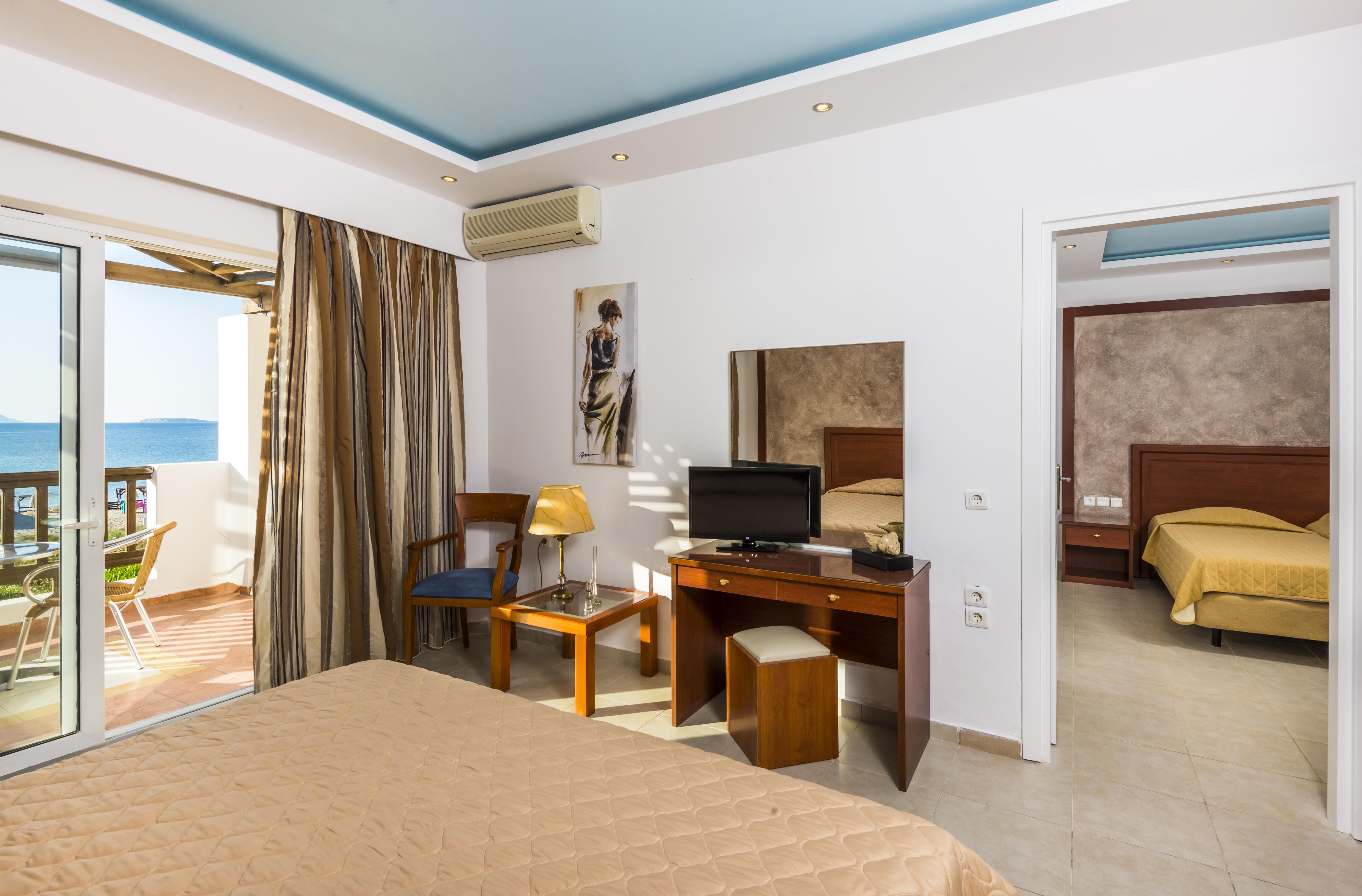 Gaia Royal Hotel Mastichari  Exterior photo