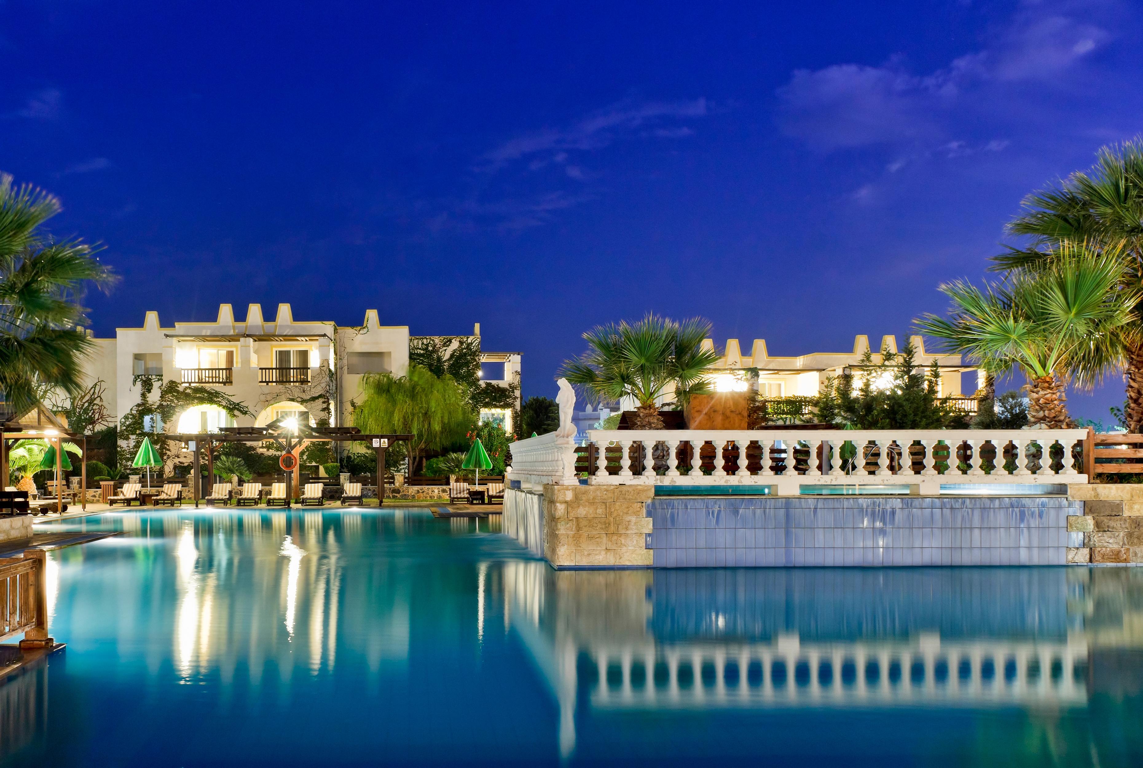 Gaia Royal Hotel Mastichari  Exterior photo