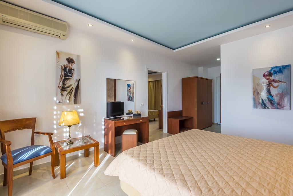 Gaia Royal Hotel Mastichari  Exterior photo